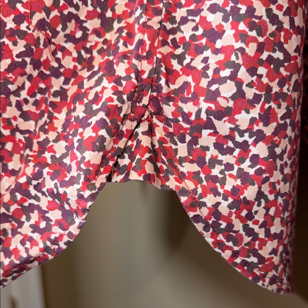 Duluth Trading Co Red and White Patterned Button Down Shirt - Picture 7 of 12